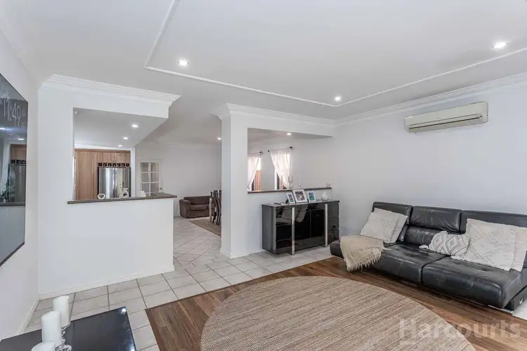 Fifth view of Homely unit listing, 5C Englefield Retreat, Landsdale WA 6065