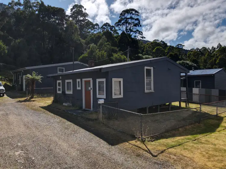 2/31 Dalmeny Street, Rosebery TAS 7470