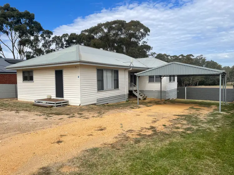 34 Inglewood Road, St Arnaud VIC 3478