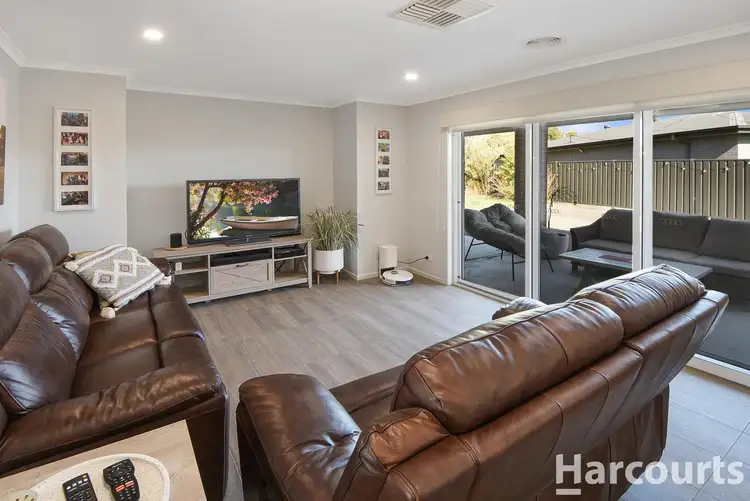 Second view of Homely house listing, 25 Seater Close, Horsham VIC 3400