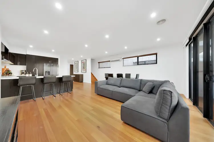 Sixth view of Homely house listing, 10 Damian Court, Glenroy VIC 3046