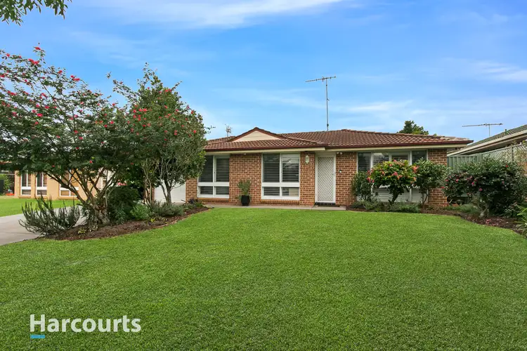 6 Aquila Place