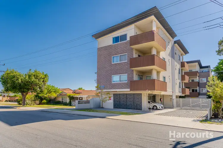 16/267 Fulham Street, Cloverdale WA 6105