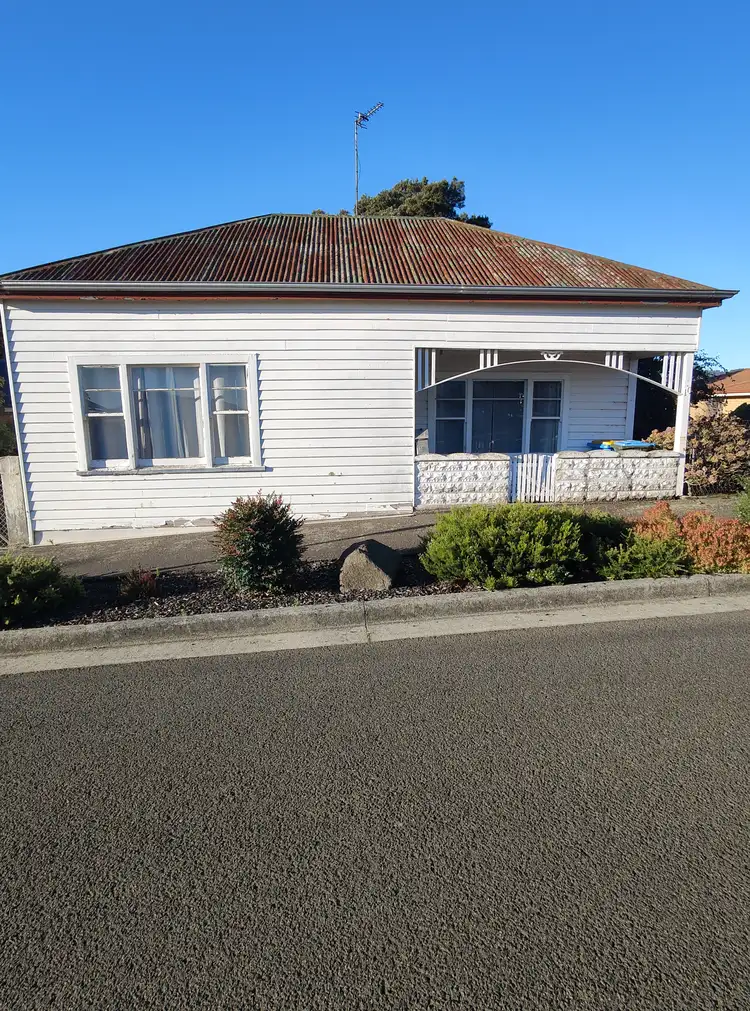10 Alfred St, Scottsdale TAS 7260