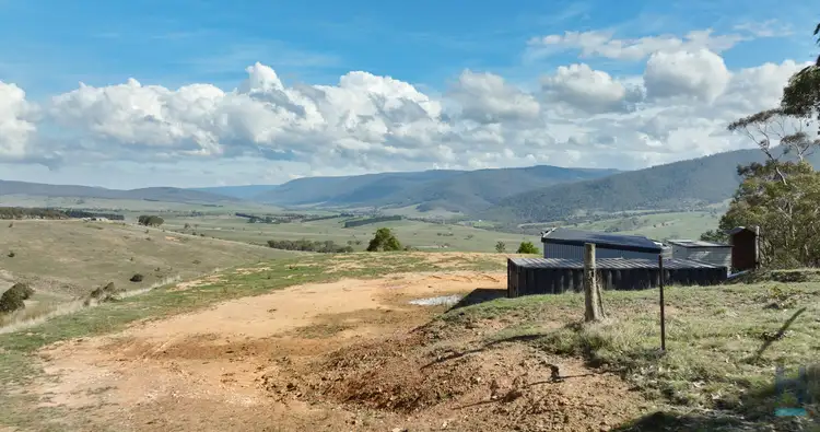 135 Leonard Drive, Omeo VIC 3898