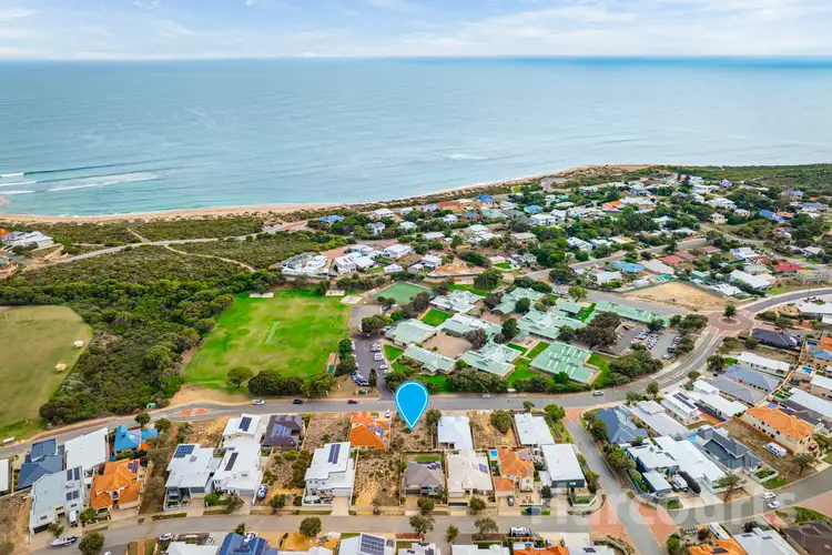 51 Baloo Crescent, Wannanup WA 6210