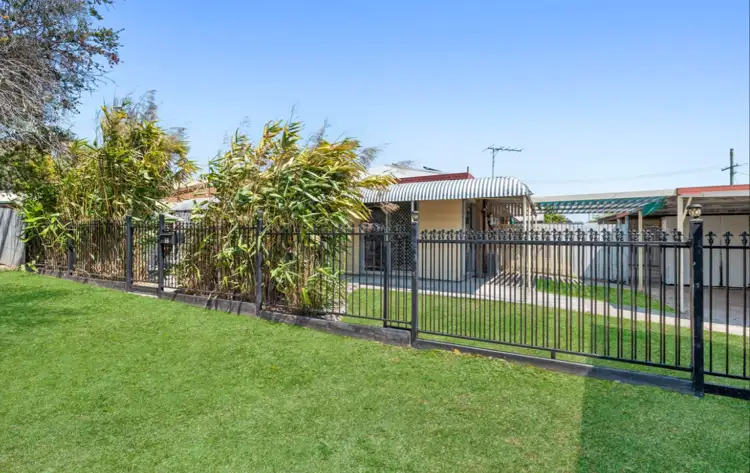 18 Banks Crescent, Wynnum West QLD 4178