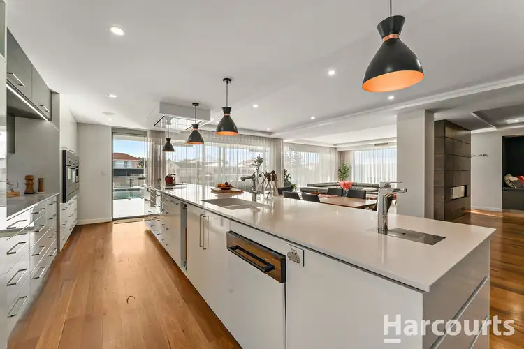 Fifth view of Homely house listing, 4 Finistere Island Retreat, Halls Head WA 6210
