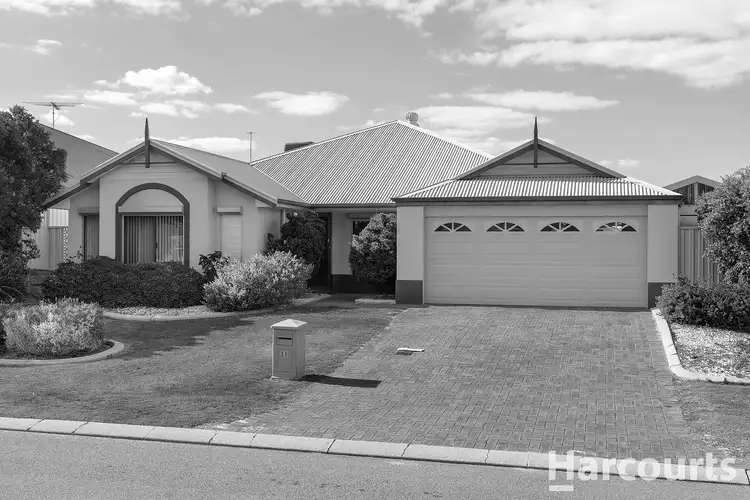 31 Petit Loop, Dudley Park WA 6210