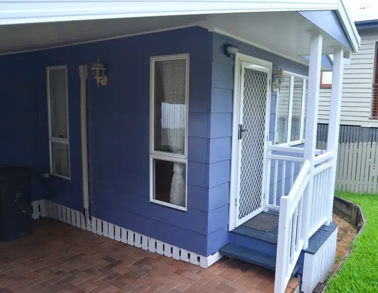 11 Longfellow Street, Norman Park QLD 4170