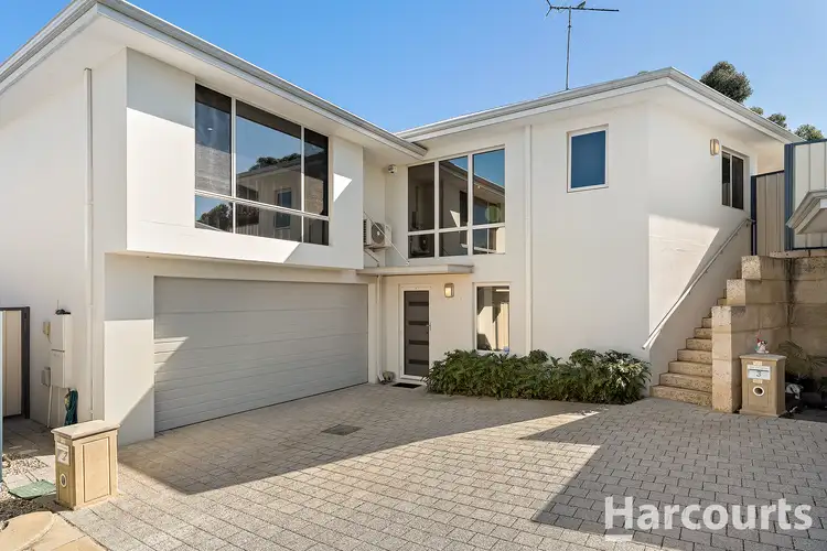 Second view of Homely house listing, 2 Tralee Place, Meadow Springs WA 6210