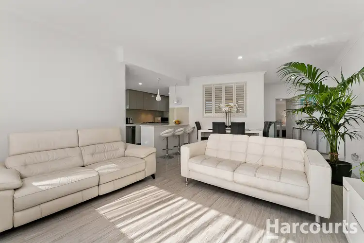 Sixth view of Homely house listing, 2 Tralee Place, Meadow Springs WA 6210