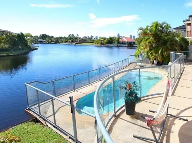 74/40 Cotlew Street East, Southport QLD 4215