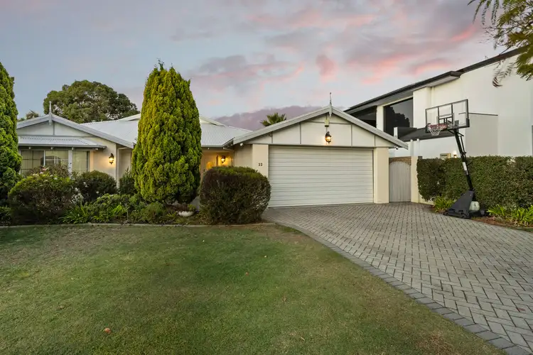 22 Gairloch Street, Applecross WA 6153