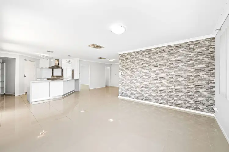 Second view of Homely house listing, 7 Blue Grove, Alexander Heights WA 6064