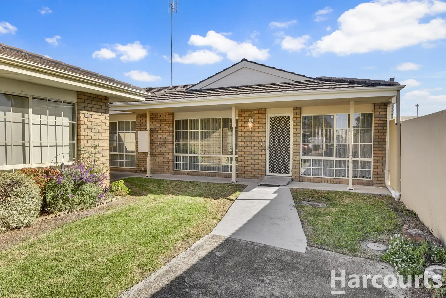 Main view of Homely townhouse listing, 4/4 Robinson Street, Horsham VIC 3400