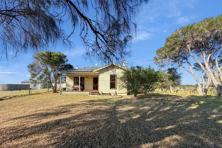 77 Cherry Tree Road, Woodside VIC 3874