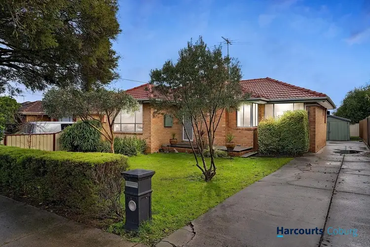 17 Moffat Street, Avondale Heights VIC 3034