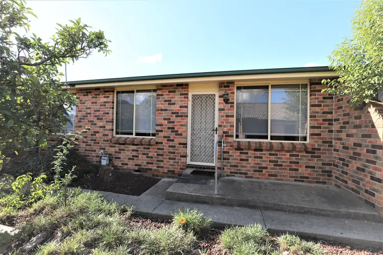 2/76A Olney Street, Cootamundra NSW 2590