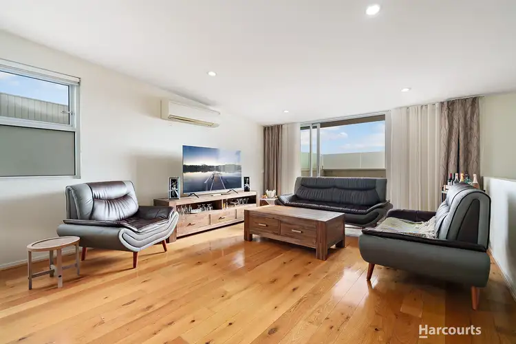 304/8 Berkeley Street, Doncaster VIC 3108
