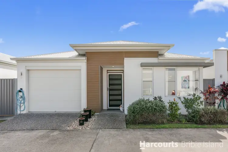 19/2 Spinnaker Drive, Sandstone Point QLD 4511