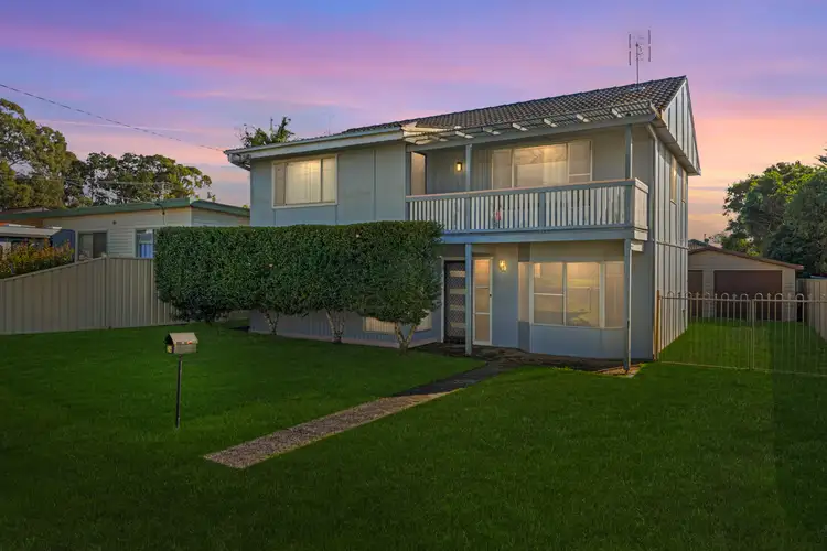 24 Fourth Avenue, Toukley NSW 2263