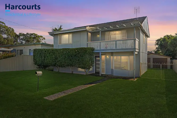 24 Fourth Avenue, Toukley NSW 2263