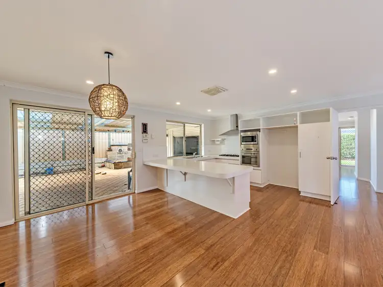 24 Voltaire Crescent, Ridgewood WA 6030