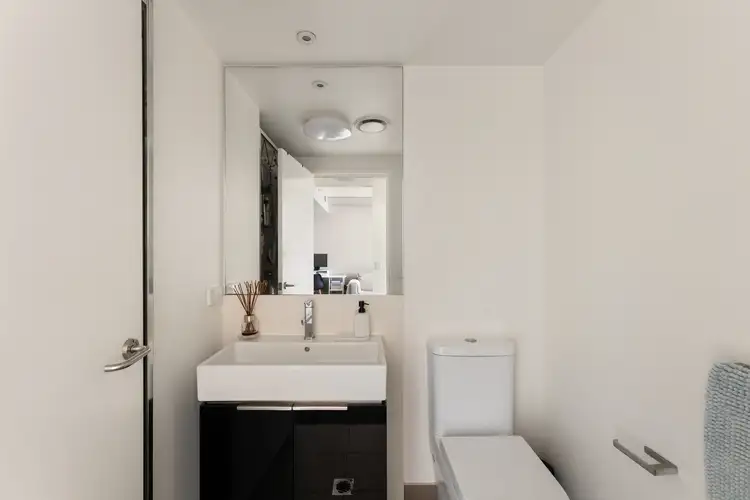 Fifth view of Homely apartment listing, 30604/2 Harbour Road, Hamilton QLD 4007