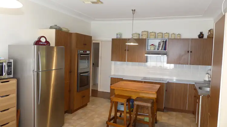 Fourth view of Homely house listing, 11 Chester St, Warren NSW 2824