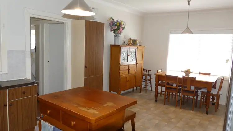 Fifth view of Homely house listing, 11 Chester St, Warren NSW 2824