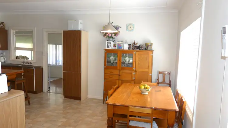 Sixth view of Homely house listing, 11 Chester St, Warren NSW 2824