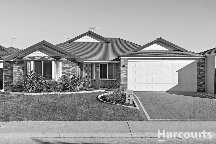 12 Quandong Parkway, Halls Head WA 6210