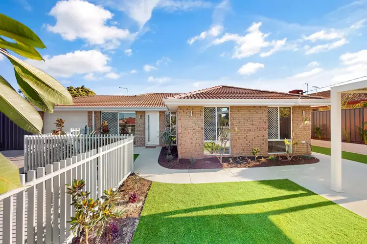 Second view of Homely house listing, 3 Lyndon Court, Heathridge WA 6027