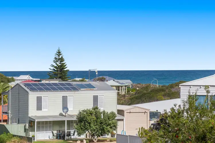 Fourth view of Homely house listing, 40 Lucraft Loop, Ledge Point WA 6043