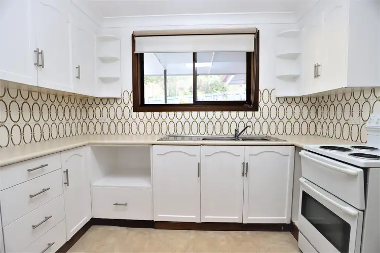 Fourth view of Homely house listing, 6 Lawrence Street, Cootamundra NSW 2590