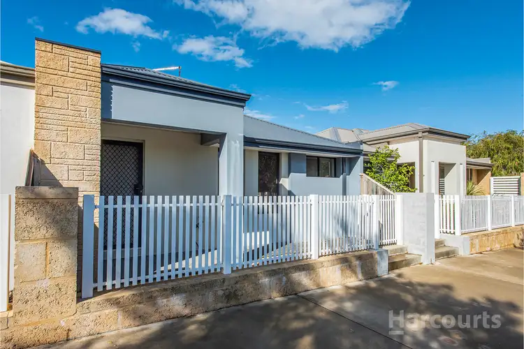 13 Tamarind Lane, Halls Head WA 6210