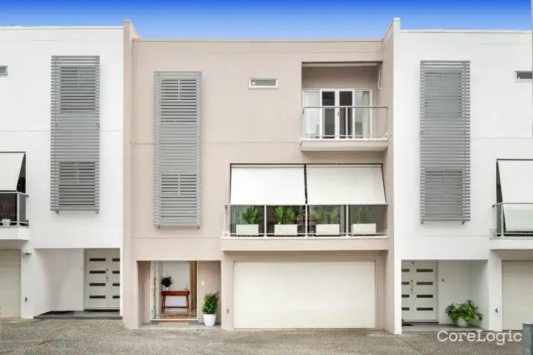 Main view of Homely townhouse listing, 3/24 Rogoona Street, Morningside QLD 4170