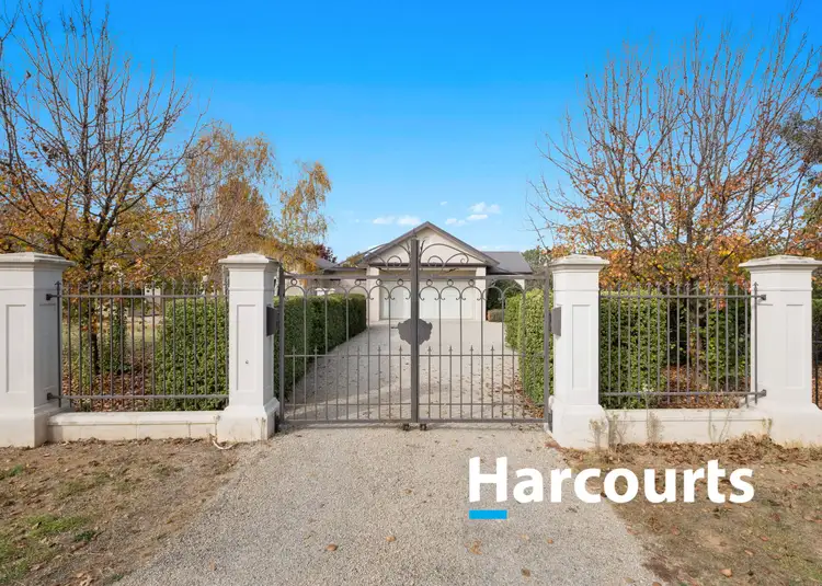 19 Firbank Drive, Waldara VIC 3678
