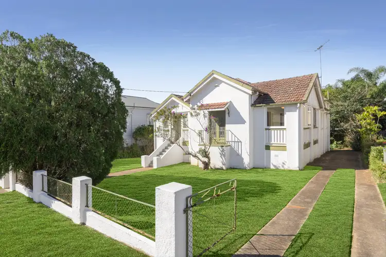 33 Ascot Street, Ascot QLD 4007