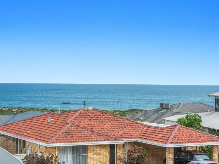 60 Naval Parade, Ocean Reef WA 6027