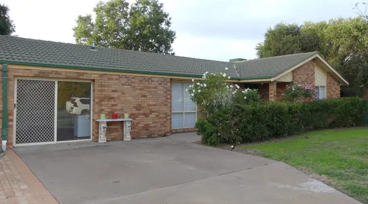 26 Deacon Drive, Warren NSW 2824