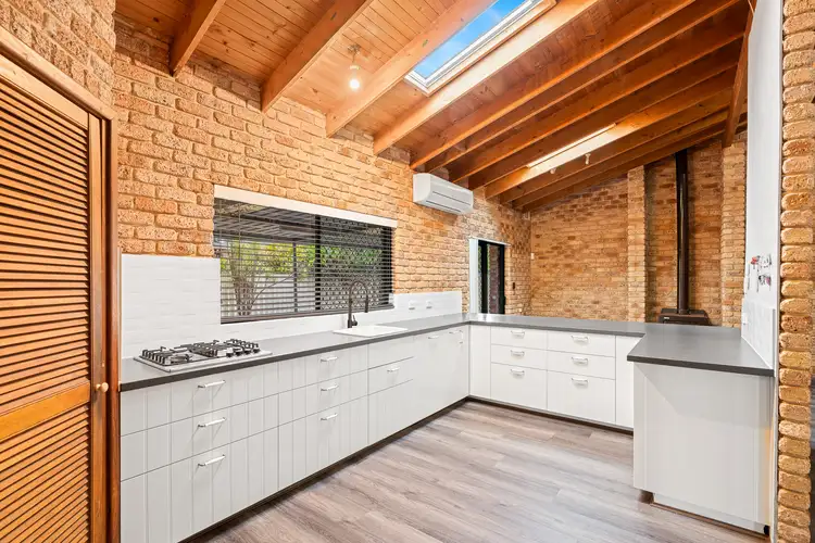 17 Redgum Drive, Ballajura WA 6066