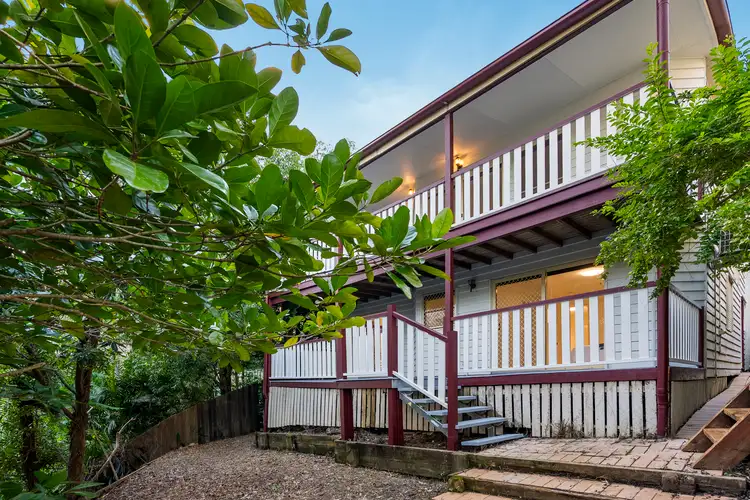 283 Swann Road, St Lucia QLD 4067