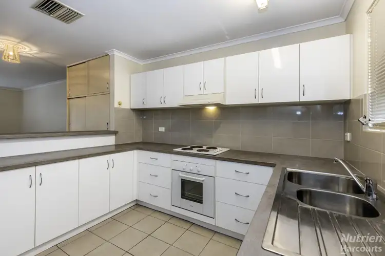 1/6 Triodia Court, Sadadeen NT 870