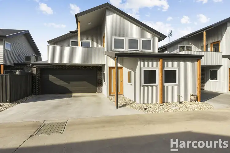 2/8 Bowden Street, Horsham VIC 3400