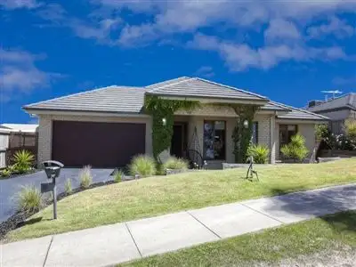 3 Bellis circuit, Cranbourne South VIC