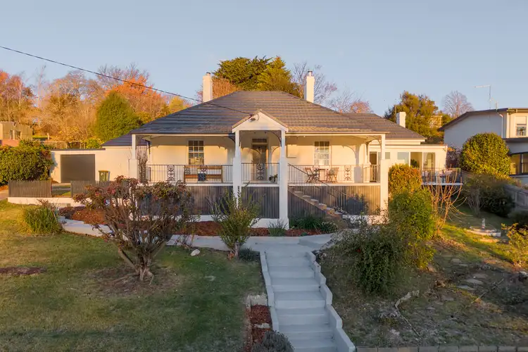 24 East Parade, Deloraine TAS 7304