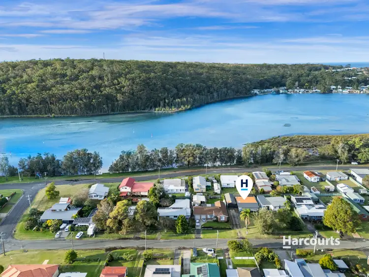 10 Thistleton Drive, Burrill Lake NSW 2539