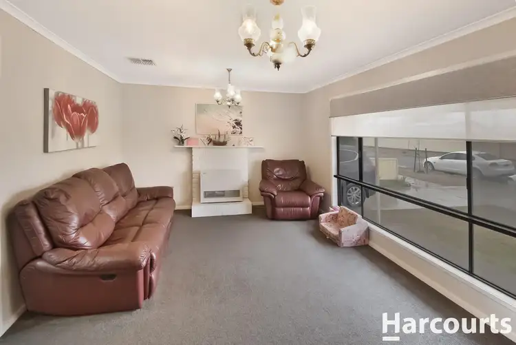 Third view of Homely house listing, 5 Howard Street, Horsham VIC 3400